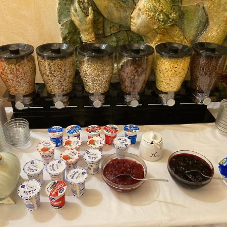 בנסוב Hotel Konopiste Nova Myslivna מראה חיצוני תמונה