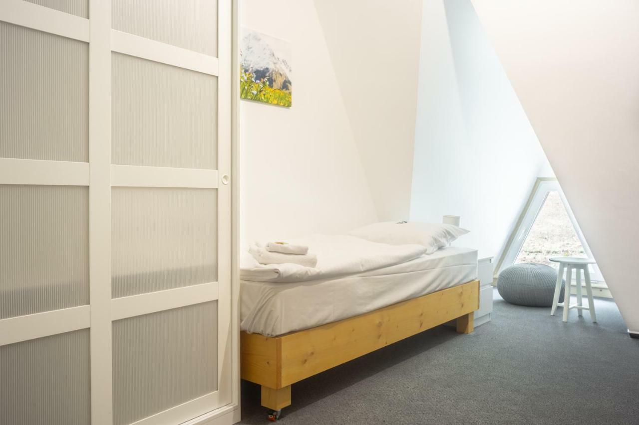 בנסוב Hotel Konopiste Nova Myslivna מראה חיצוני תמונה